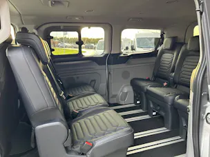 Ford Tourneo Custom Bus 320 L1 2.0 EcoBlue 170 Titanium X