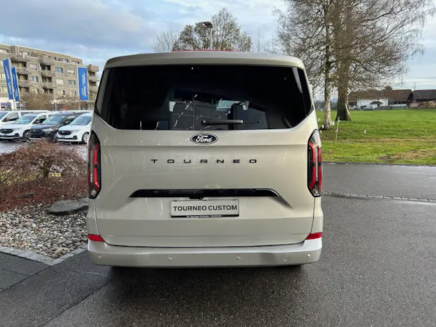 Ford Tourneo Custom Bus 320 L1 2.0 EcoBlue 170 Titanium X