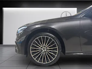 Mercedes-Benz E 220 d T 4Matic 9G-Tronic