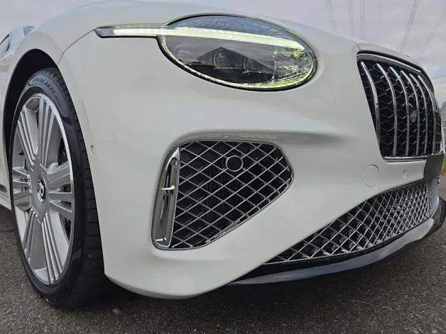 Bentley Continental GT 4.0 V8 PHEV AZURE 680 PS/1.9 % Leasing möglich