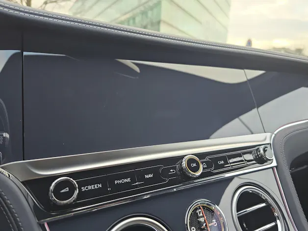 Bentley Continental GT 4.0 V8 PHEV AZURE 680 PS/1.9 % Leasing möglich