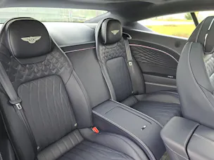 Bentley Continental GT 4.0 V8 PHEV AZURE 680 PS/1.9 % Leasing möglich