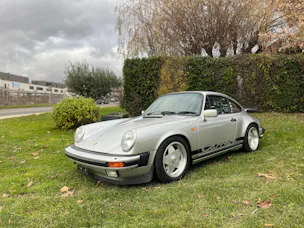Porsche 911 Carrera