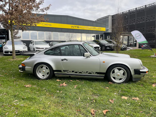Porsche 911 Carrera