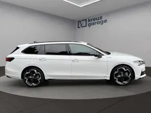 Škoda Superb Combi 2.0 TSI Sportline 4x4 DSG