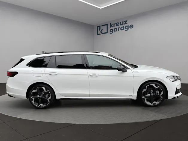 Škoda Superb Combi 2.0 TSI Sportline 4x4 DSG