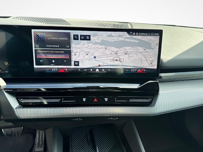 Vehicle image BMW 5 SERIES