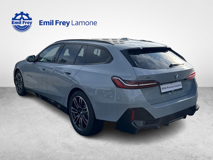 Vehicle image BMW 5 SERIES