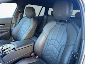 Vehicle image BMW 520d xDrive Touring