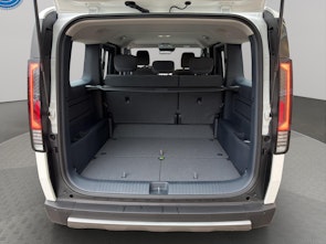 Vehicle image KIA PV5 Passenger 71.2 kWh Plus