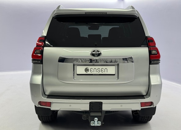 Vehicle image 3 Vehicle image 3