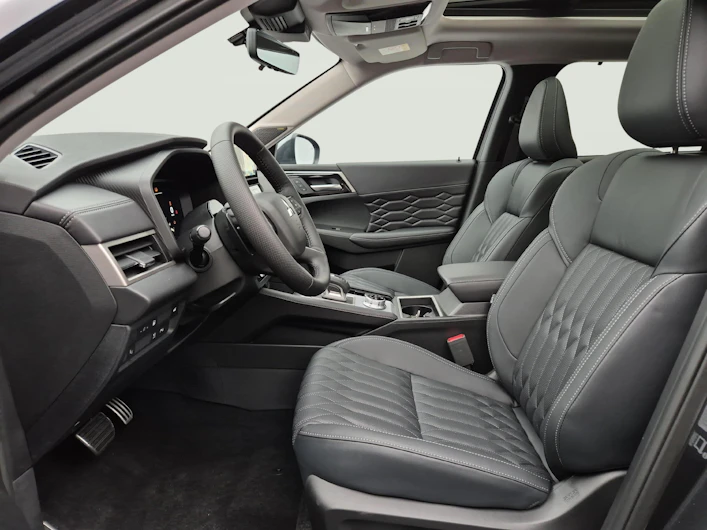 Fahrzeugbild MITSUBISHI OUTLANDER