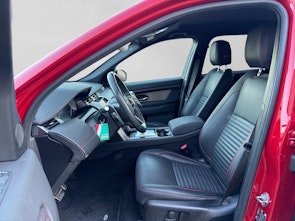 Vehicle image LAND ROVER Discovery Sport 2.0 Si4 250 R-Dynamic SE