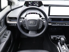 Vehicle image TOYOTA Prius 2.0 Plug-In-Hybrid Premium