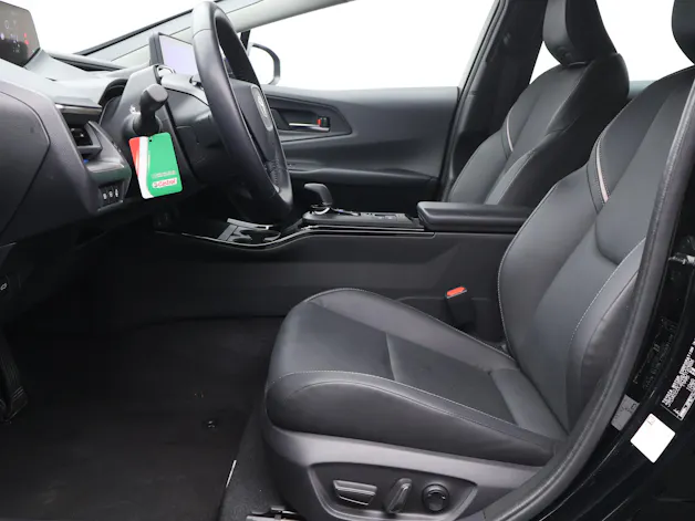Toyota Prius 2.0 Plug-In-Hybrid Premium /  Jetzt Leasing ab 0.99% oder Cash-Prämie CHF 3'000.00