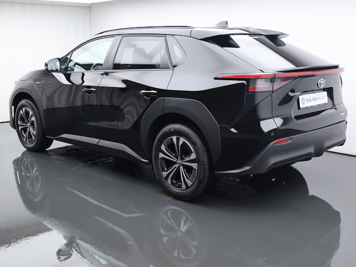 Vehicle image TOYOTA BZ4X