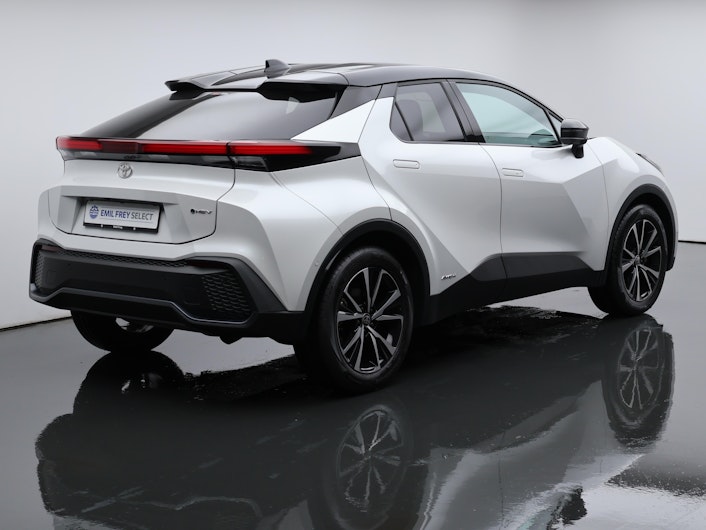 Vehicle image TOYOTA C-HR