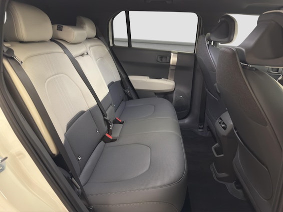 Vehicle image 11 Vehicle image 11