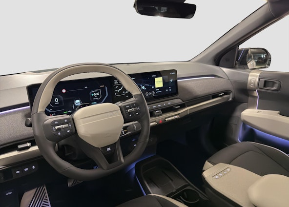 Vehicle image 12 Vehicle image 12