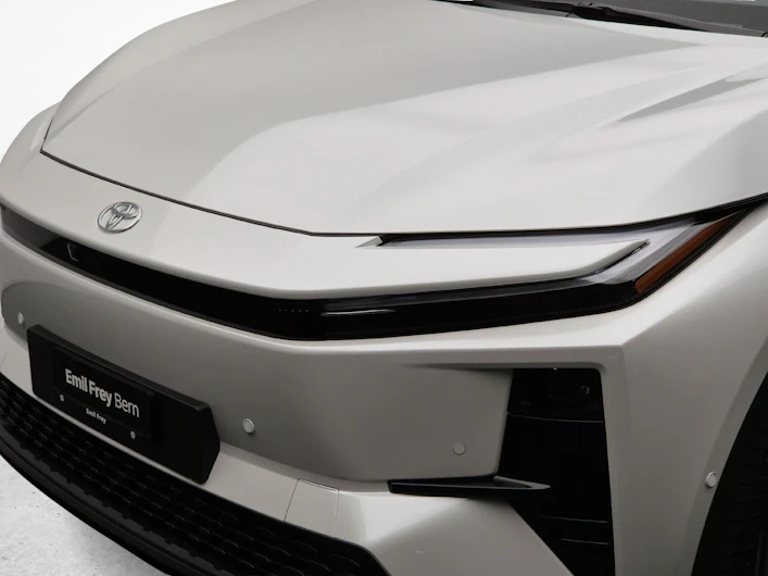 Fahrzeugbild TOYOTA C-HR+