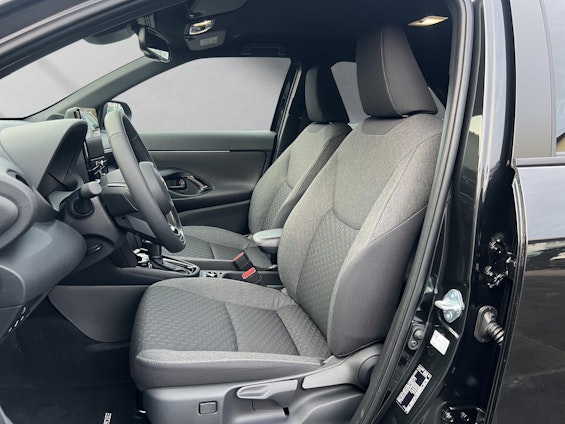 Vehicle image 7 Vehicle image 7