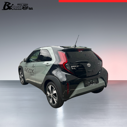 Vehicle image 3 Vehicle image 3