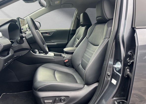 Vehicle image 8 Vehicle image 8