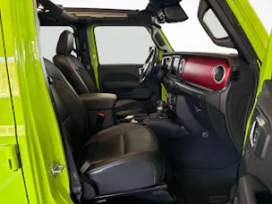 Jeep Wrangler 2.0 Turbo Rubicon Unlimited Sky One Tach