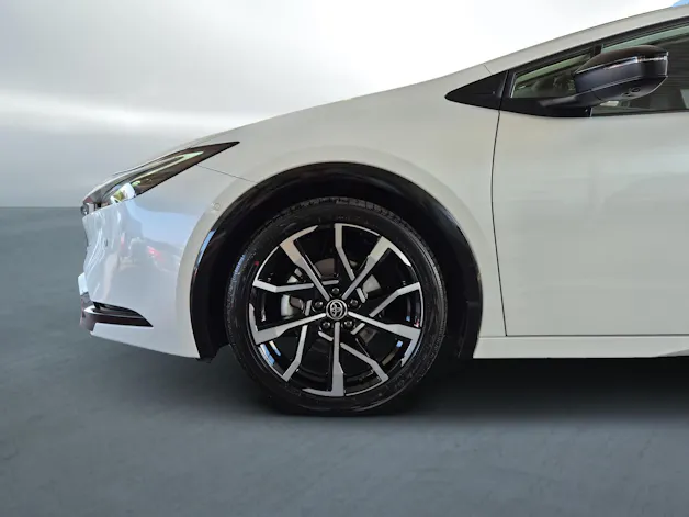 Toyota Prius 2.0 Plug-In-Hybrid Premium