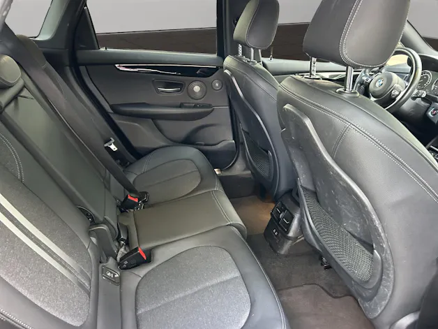 BMW 220d xDrive SAG Active Tourer