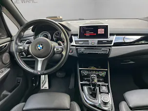 BMW 220d xDrive SAG Active Tourer