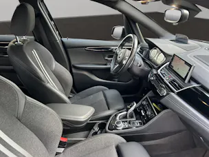 BMW 220d xDrive SAG Active Tourer