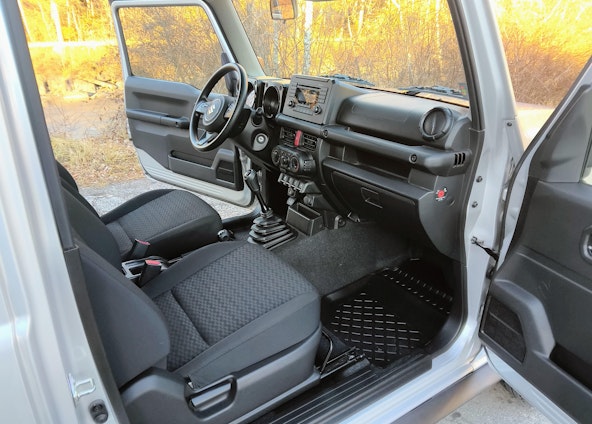 Vehicle image 14 Vehicle image 14