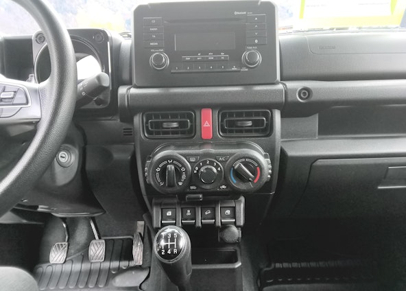 Vehicle image 8 Vehicle image 8