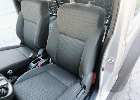 Vehicle image 13 Vehicle image 13