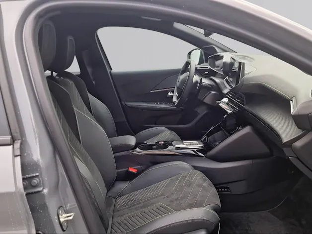 Peugeot 208 1.2 Hybrid GT