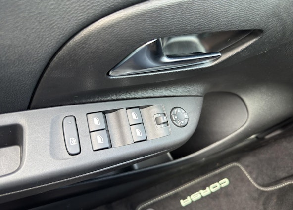 Vehicle image 15 Vehicle image 15