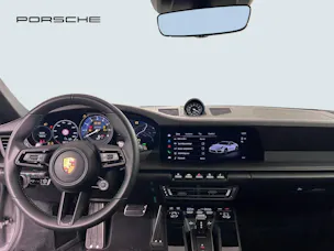 Porsche 911 Carrera 4 GTS Cabriolet