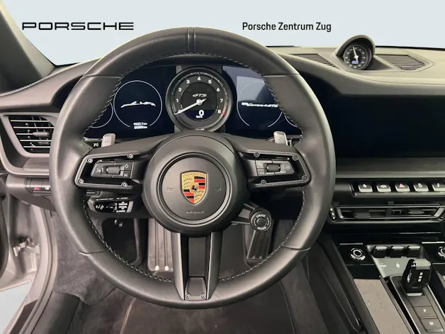 Porsche 911 Carrera 4 GTS Cabriolet