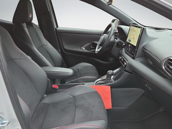 Vehicle image 15 Vehicle image 15