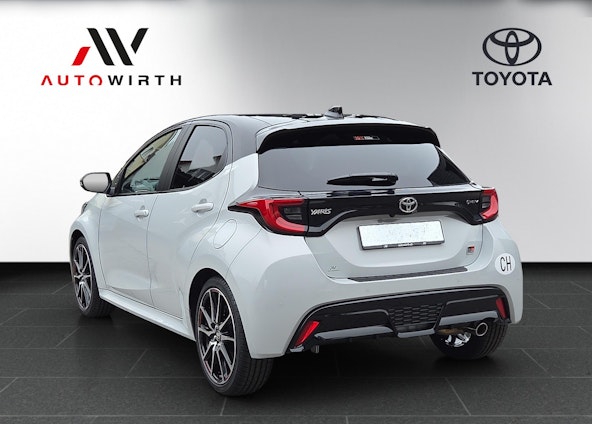 Vehicle image 6 Vehicle image 6