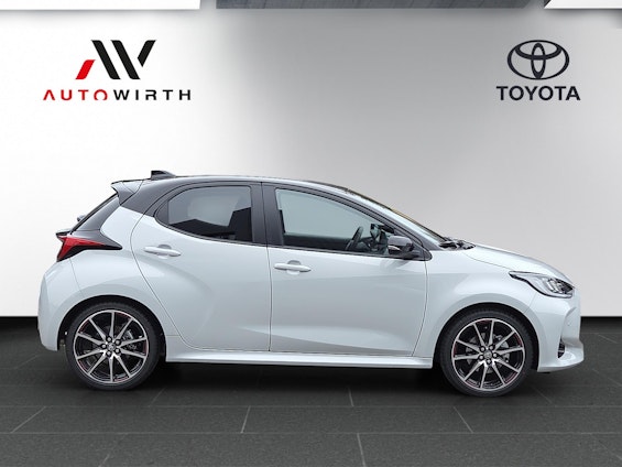 Vehicle image 3 Vehicle image 3