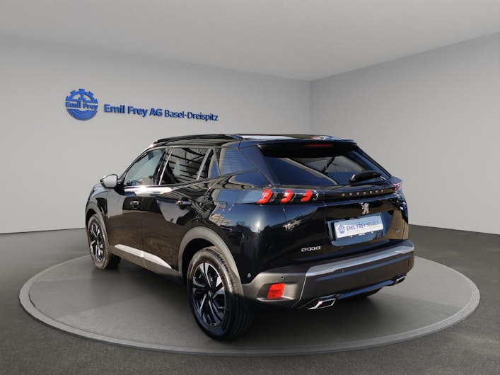 Vehicle image PEUGEOT 2008