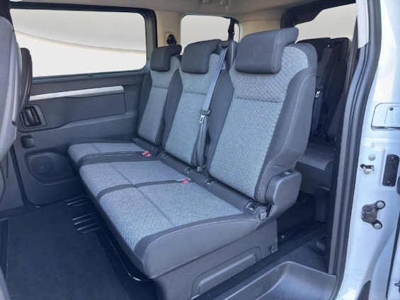 Vehicle image 14 Vehicle image 14