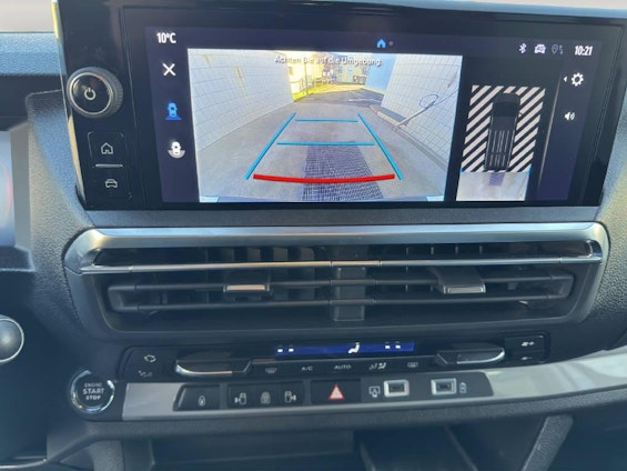 Vehicle image 12 Vehicle image 12