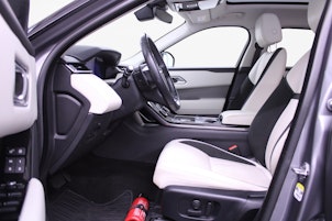 immagine del veicolo LAND ROVER Range Rover Velar 2.0 D 240 S | Luftfahrwerk | Panoramadach