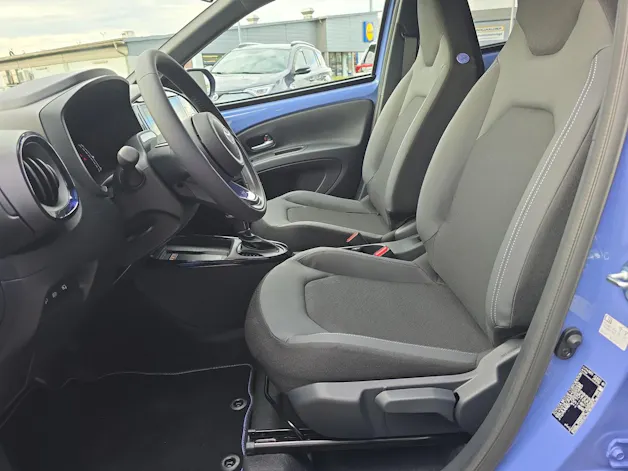Toyota Aygo X 1.5 VVT-i HSD Style