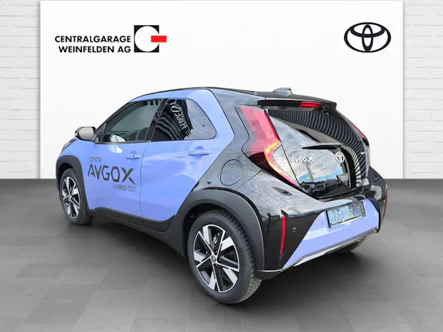 Toyota Aygo X 1.5 VVT-i HSD Style
