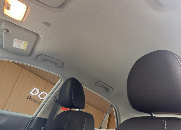 Vehicle image 15 Vehicle image 15