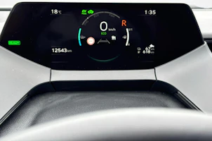 Fahrzeugbild TOYOTA Prius 2.0 Plug-In-Hybrid Premium